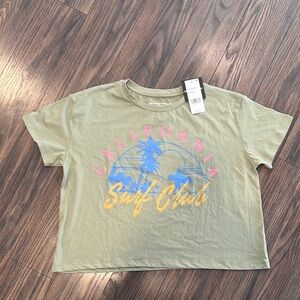 NWT Juniors California Surf Club T-Shirt - Green (size S)